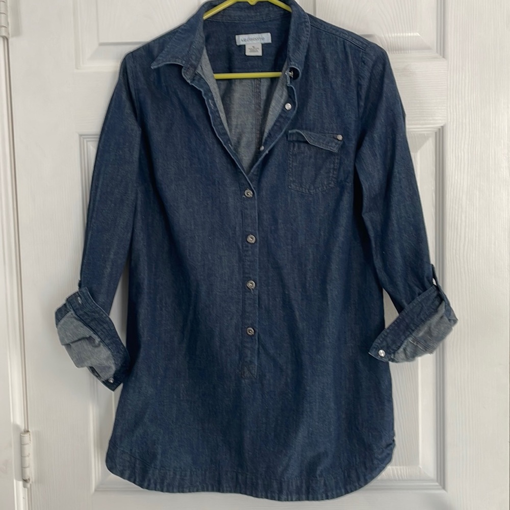 Liz Claiborne medium denim looking tunic button up sleeves